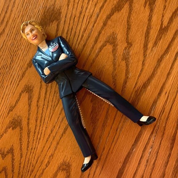 The Hillary Clinton Nutcracker 2007 Crabs Lobster Steel - Picture 1 of 10